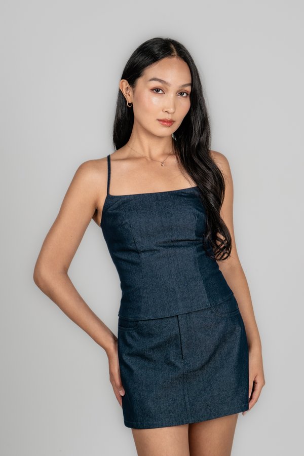 Meadow Top in Dark Wash