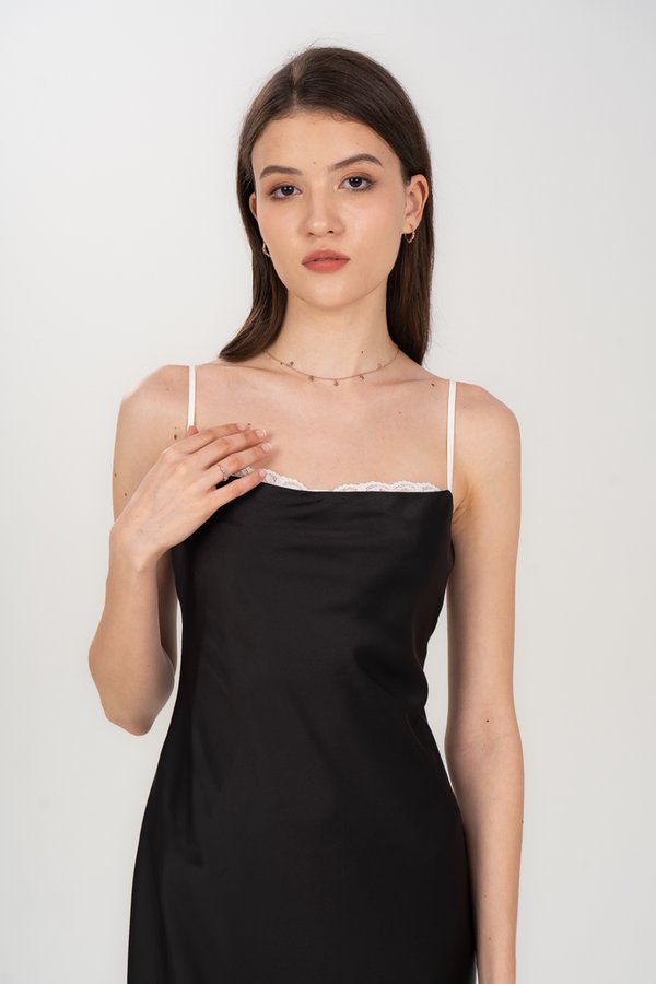 Hera Dress in Onyx