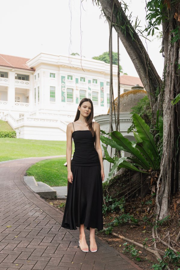 Laura Dress in Black