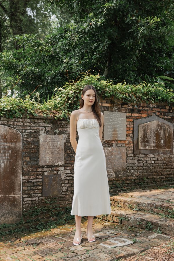 Natalie Dress in Oat Milk